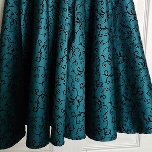 Emerald Green Aaardvark's Odd Ark Vintage Knee-Length Skirt